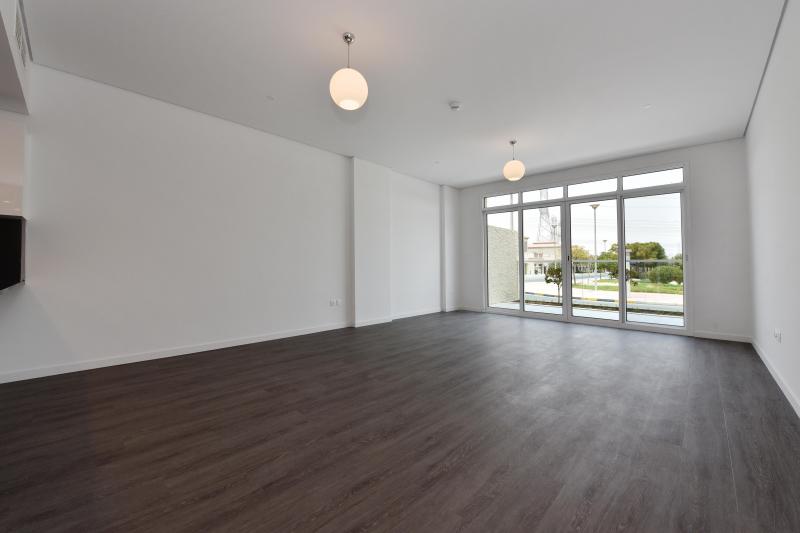 2 Bedrooms Apartment in Park One