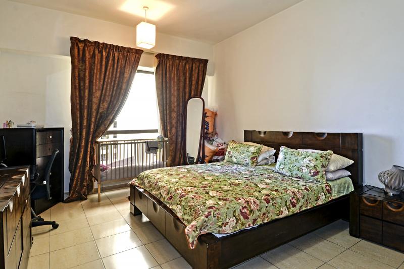 2 Bedrooms Apartment in Sadaf 6