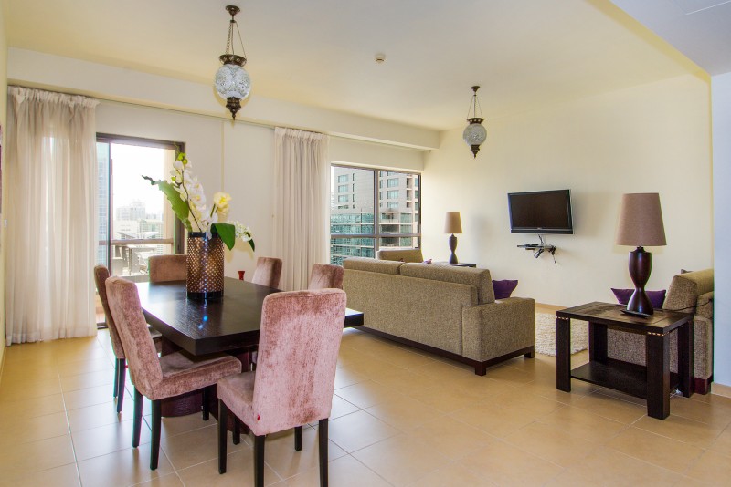 2 Bedrooms Apartment in Bahar 1