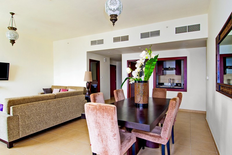 2 Bedrooms Apartment in Bahar 1