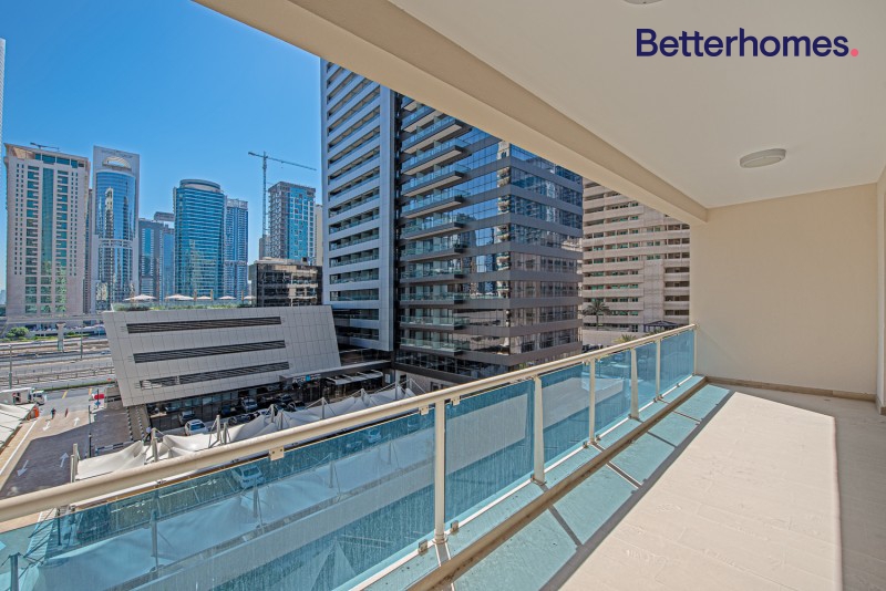 3 Bedrooms Apartment in Emerald Residence