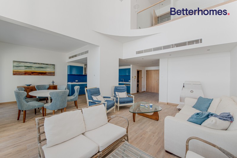 3 Bedrooms Apartment in Emerald Residence