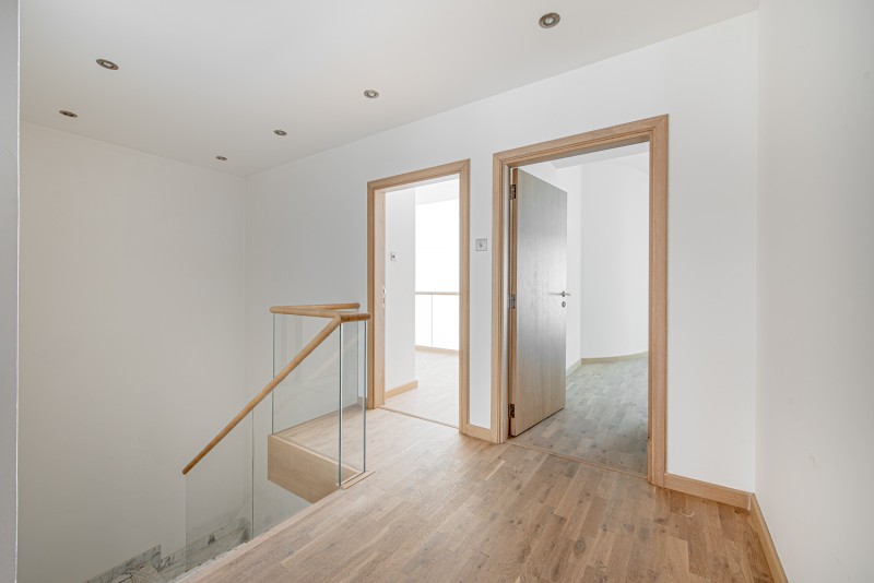 3 Bedrooms Apartment in Emerald Residence