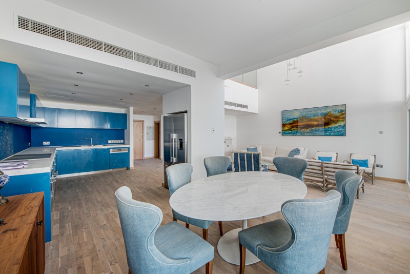 3 Bedrooms Apartment in Emerald Residence