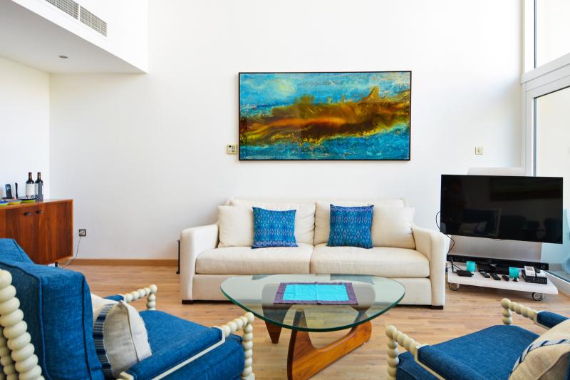 3 Bedrooms Apartment in Emerald Residence