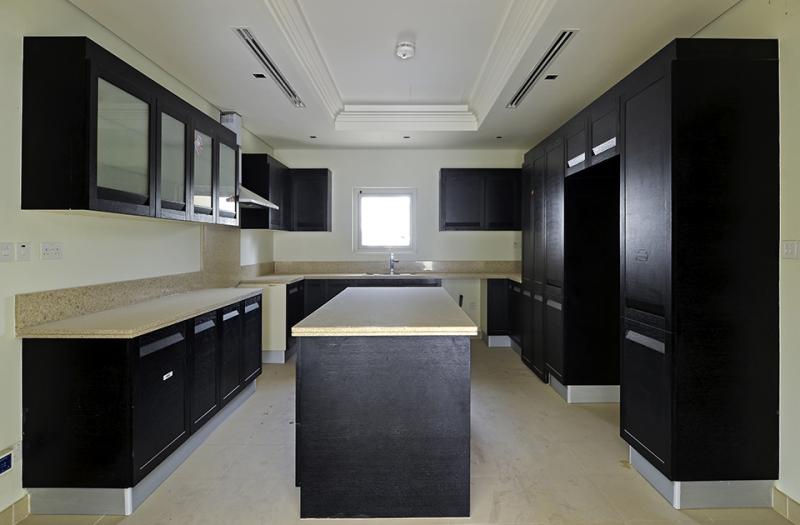 5 Bedrooms Villa in Quortaj