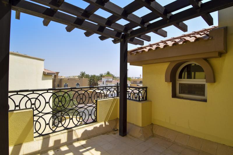 5 Bedrooms Villa in Mirdif Villas