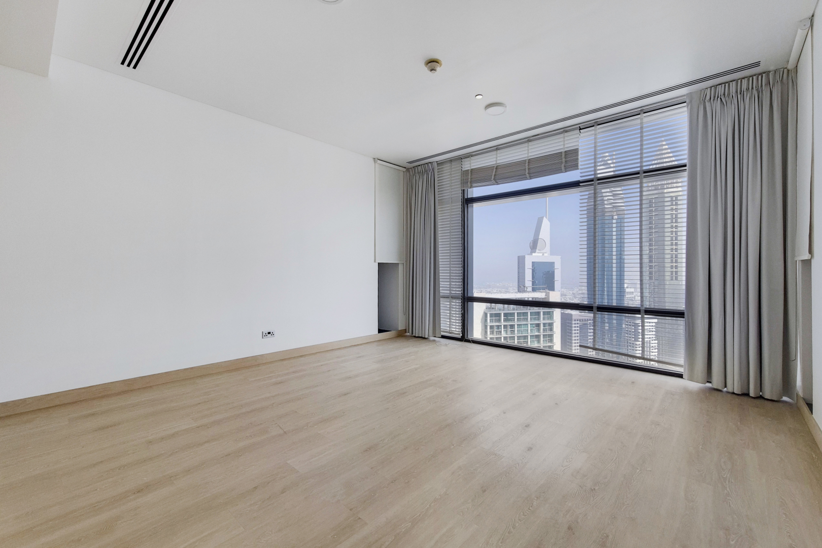 1 Bedroom Apartment in Index Tower