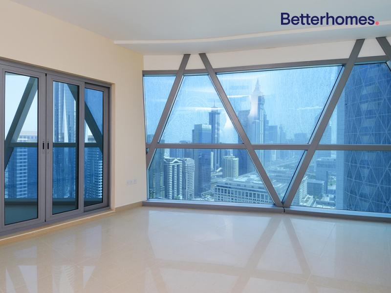 2 Bedrooms Apartment in Park Tower B