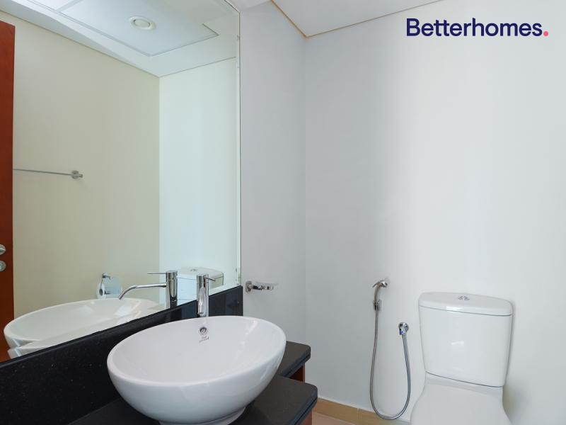 2 Bedrooms Apartment in Park Tower B