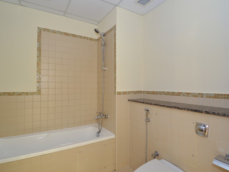 2 Bedrooms Apartment in Amwaj 4