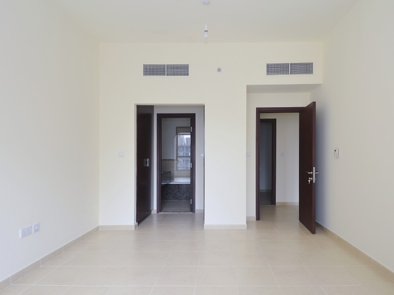 2 Bedrooms Apartment in Amwaj 4
