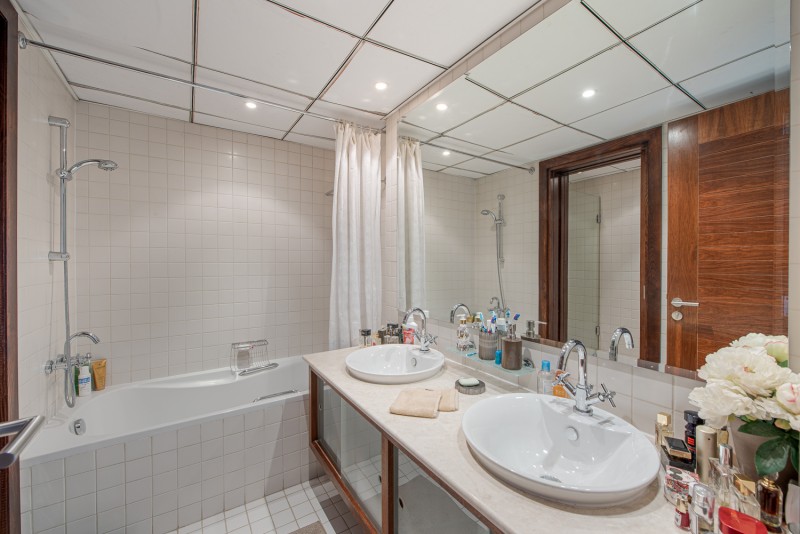 2 Bedrooms Villa in Al Sahab 2
