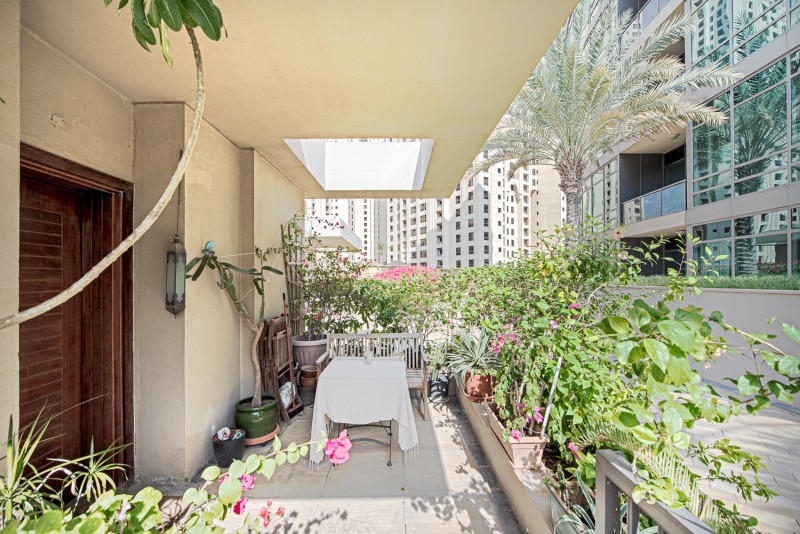 2 Bedrooms Villa in Al Sahab 2