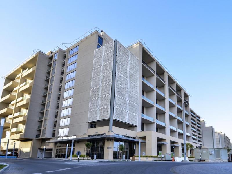 2 Bedrooms Apartment in Al Zeina