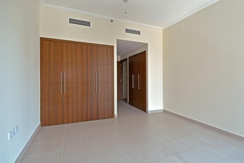 2 Bedrooms Apartment in Aurora Tower
