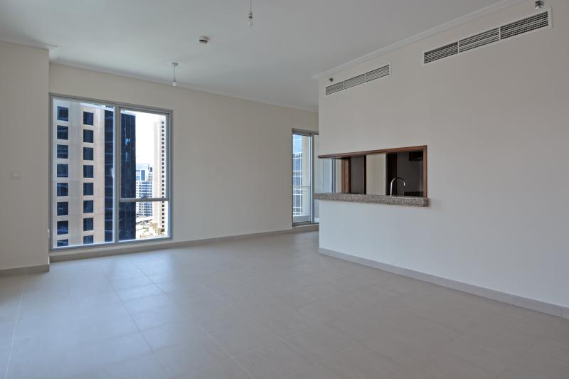 2 Bedrooms Apartment in Aurora Tower