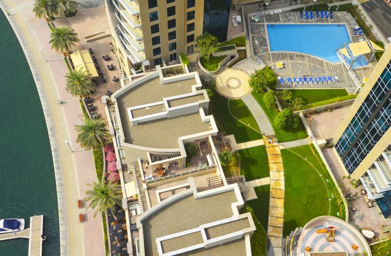 2 Bedrooms Apartment in Aurora Tower