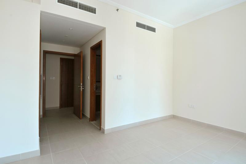 2 Bedrooms Apartment in Aurora Tower