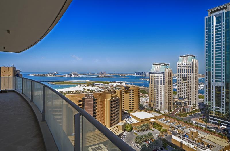 2 Bedrooms Apartment in Trident Grand Residence