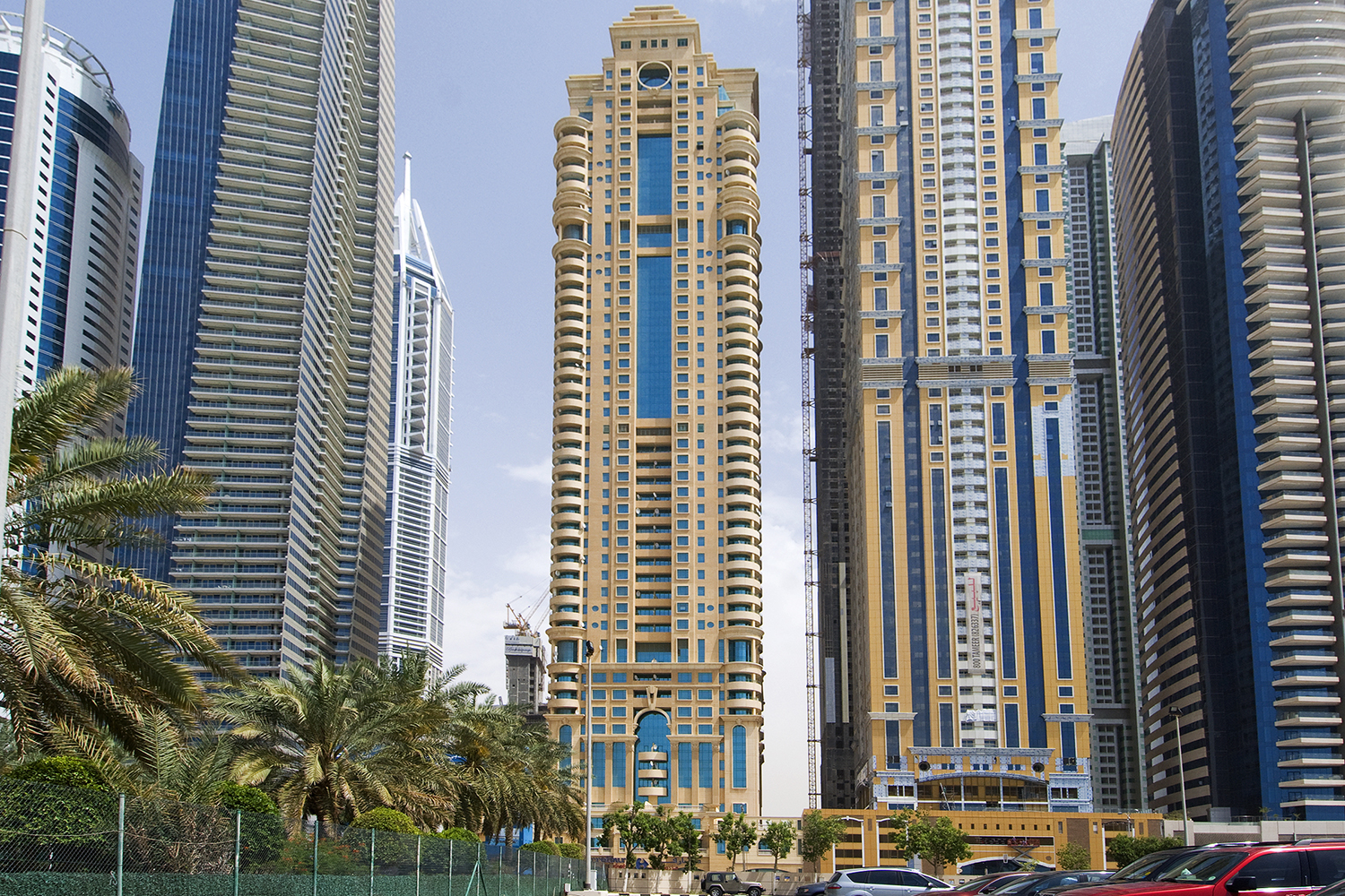 1 Bedroom Apartment in Marina Crown