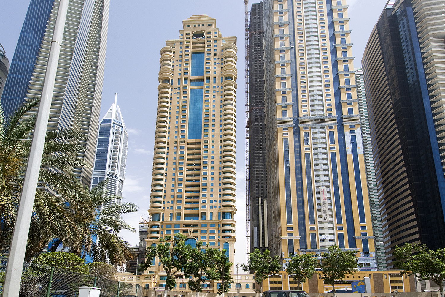 1 Bedroom Apartment in Marina Crown