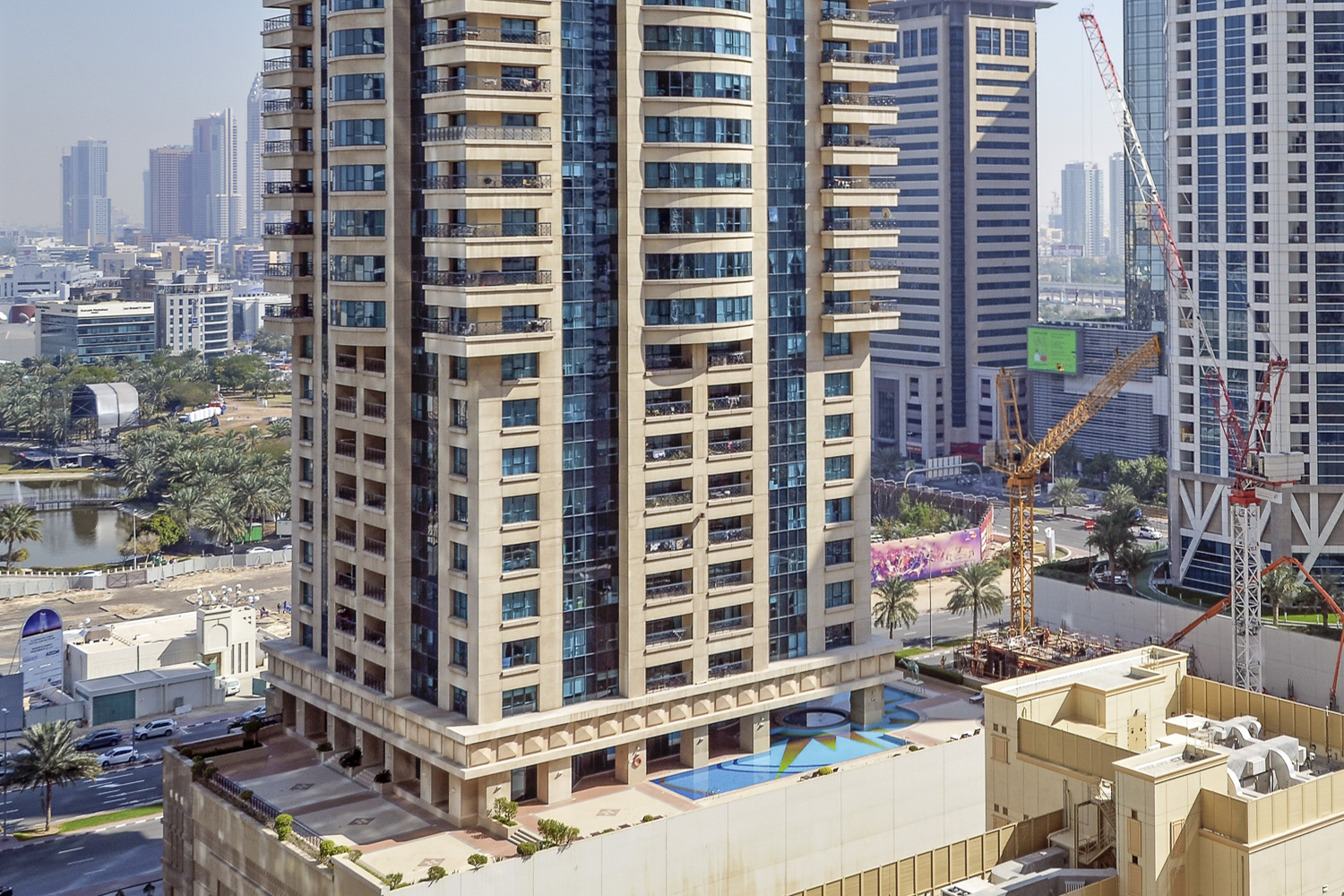 1 Bedroom Apartment in Marina Crown