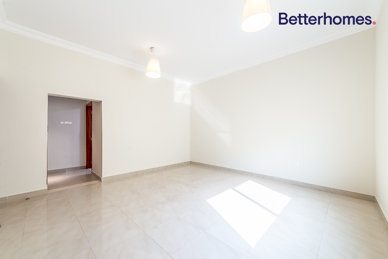 6 Bedrooms Villa in Al Quoz 1