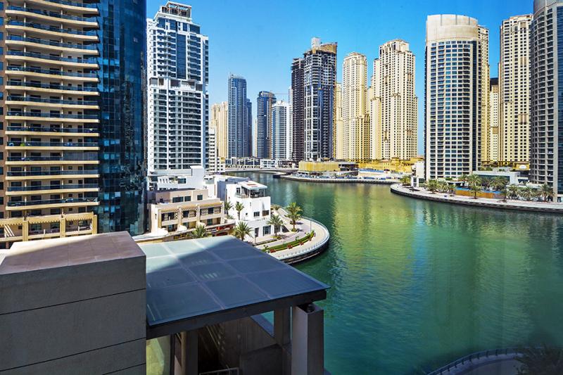 2 Bedrooms Apartment in Trident Bayside