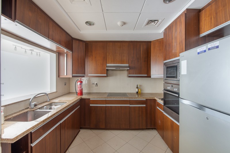 2 Bedrooms Apartment in Trident Bayside