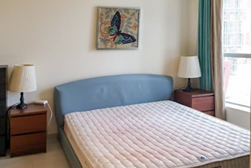 1 Bedroom Apartment in Bay Central West