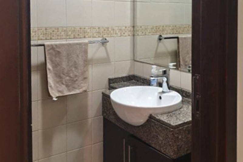 1 Bedroom Apartment in Bay Central West