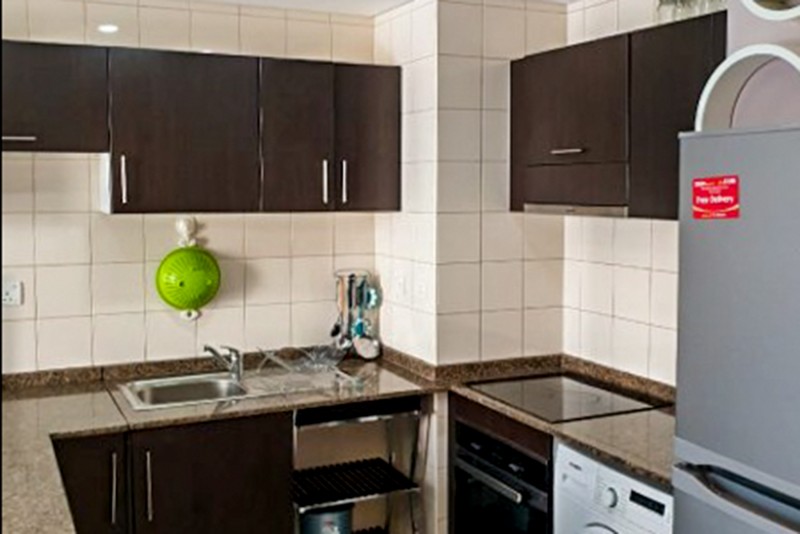 1 Bedroom Apartment in Bay Central West