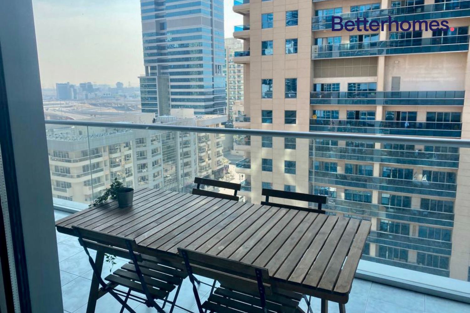 2 Bedrooms Apartment in The Waves Tower A