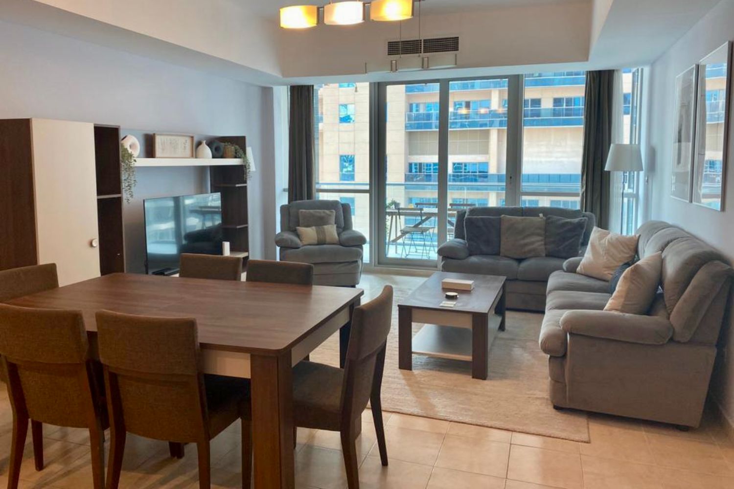 2 Bedrooms Apartment in The Waves Tower A