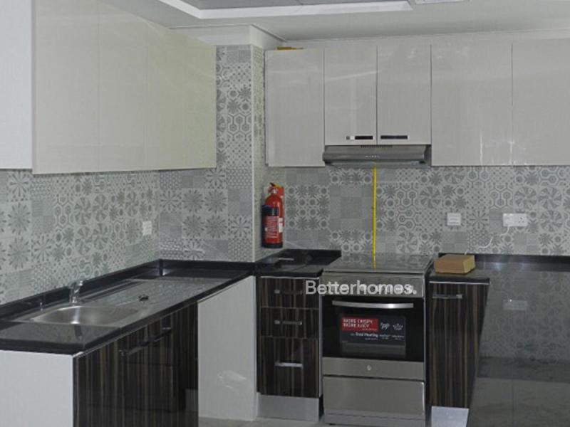 2 Bedrooms Apartment in MAG 535