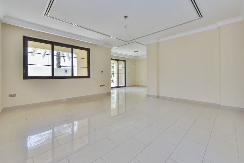 3 Bedrooms Villa in Casa