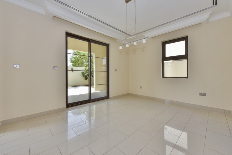 3 Bedrooms Villa in Casa
