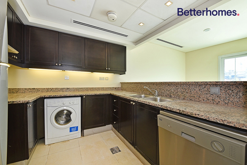 1 Bedroom Villa in Mediterranean Townhouse