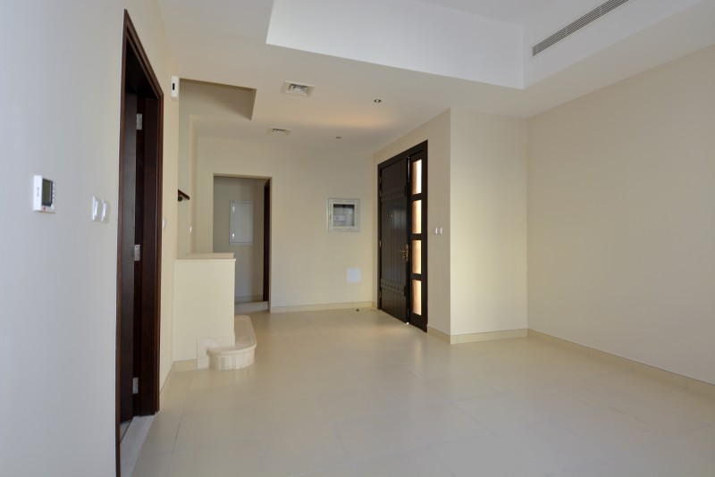 3 Bedrooms Villa in Mira 3