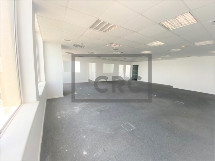 office space for rent in business central in dubai media city: fitted | chiller free | high floor |tecom dda fz | bhm-r-172906. built up area 8,677 sq.ft and price 2,039,062 aed yearly. contact us to enquire about this property or book a viewing today! | 1