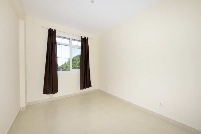 3 Bedrooms Villa in Al Reem 2