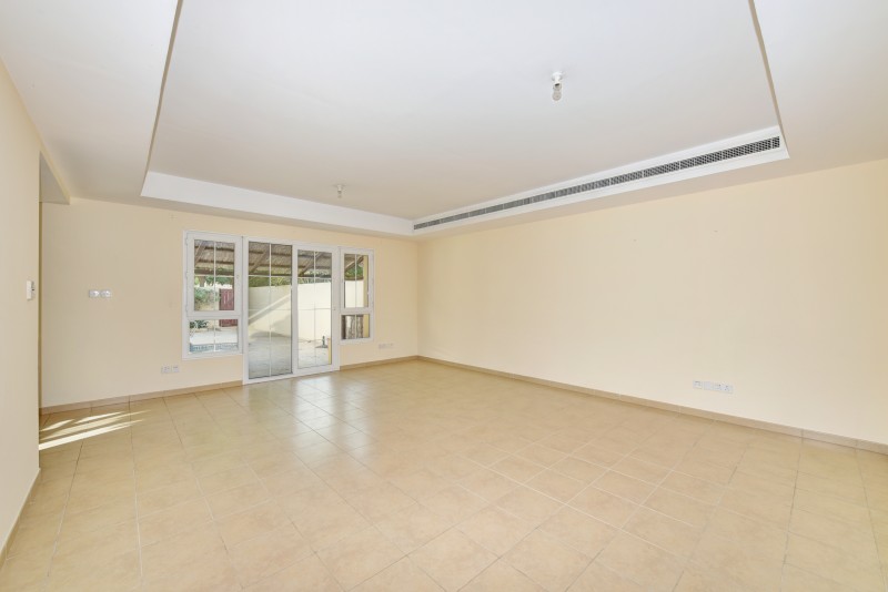 3 Bedrooms Villa in Al Reem 2