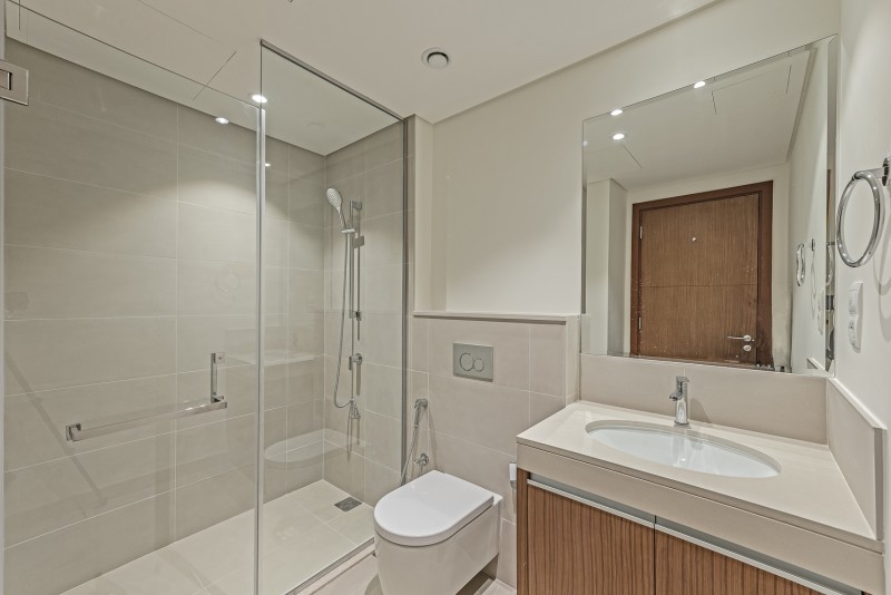 3 Bedrooms Apartment in Dubai Creek Residence Tower 2 South