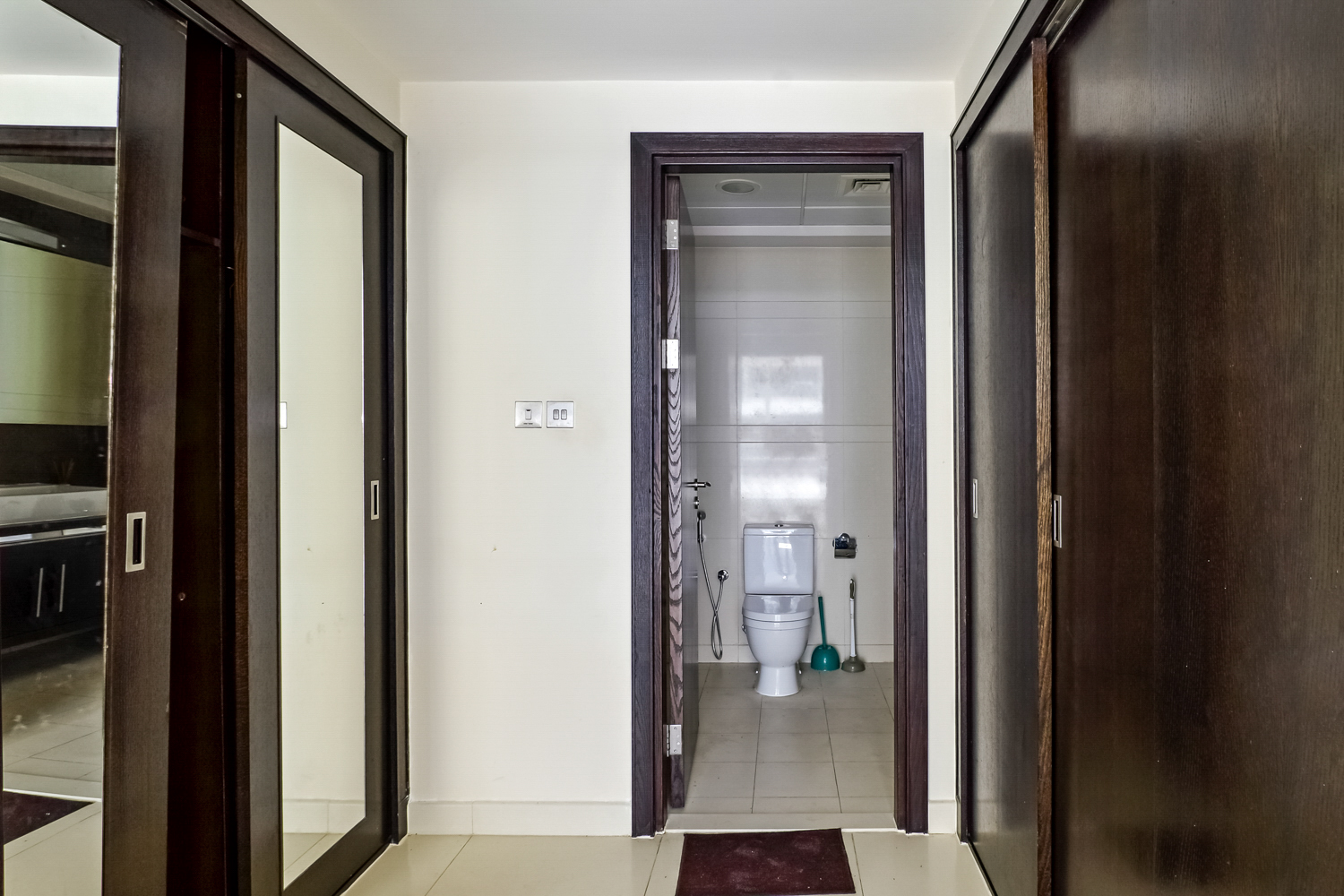 3 Bedrooms Apartment in 23 Marina