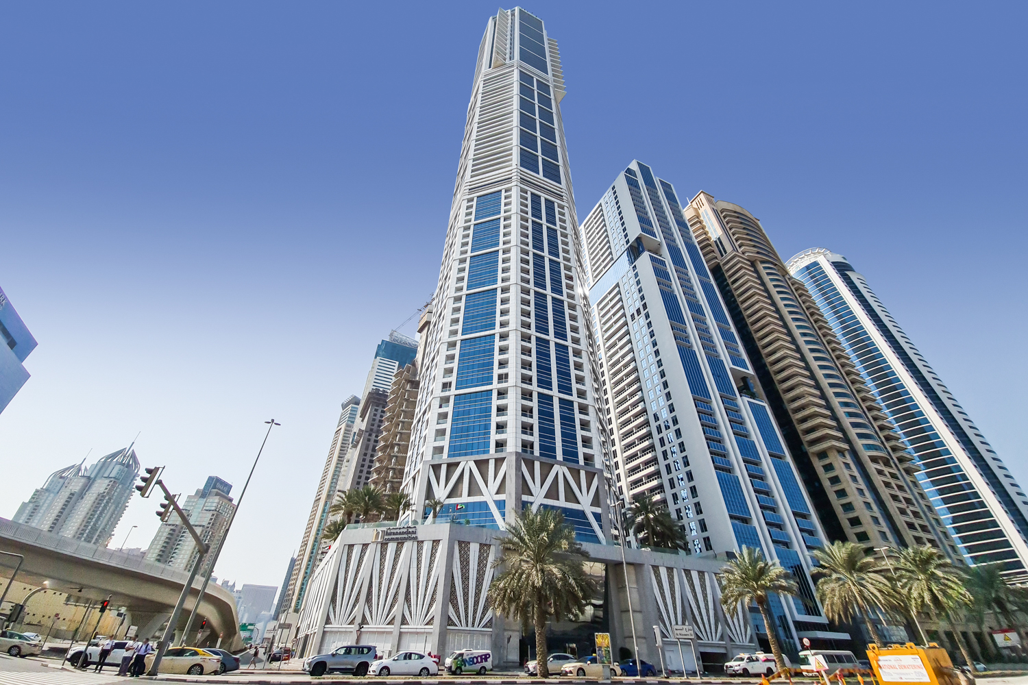 3 Bedrooms Apartment in 23 Marina