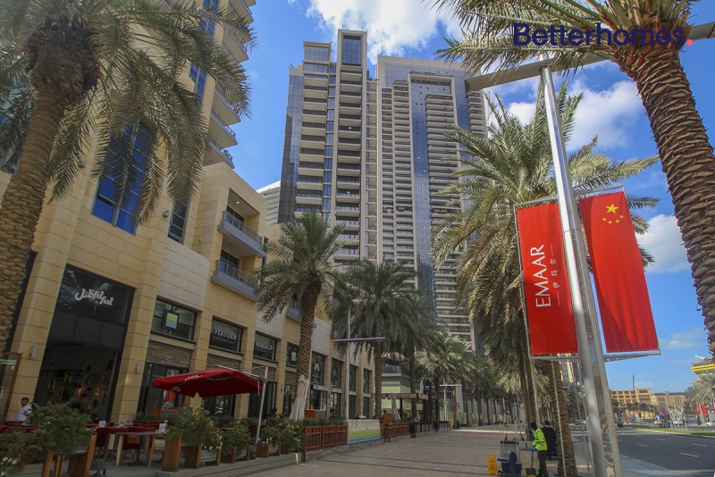 2 Bedrooms Apartment in Boulevard Crescent 1