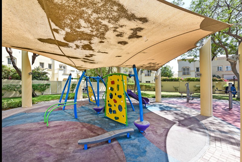 3 Bedrooms Villa in Springs 2