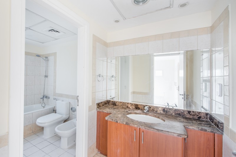 3 Bedrooms Villa in Springs 2