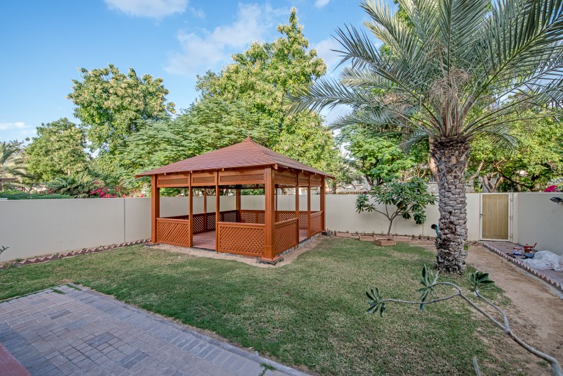 3 Bedrooms Villa in Springs 2
